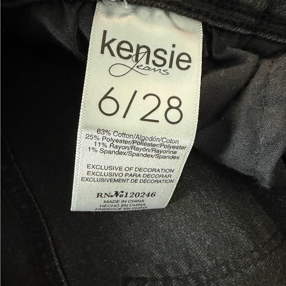 Kensie Jeans with Floral Embroidery - Picture 9 of 10